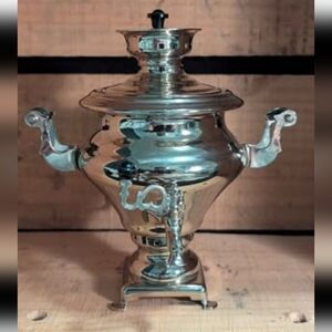 VINTAGE 5 Inch Tall Salesman sample Soviet Souvenir Mini SAMOVAR Miniature